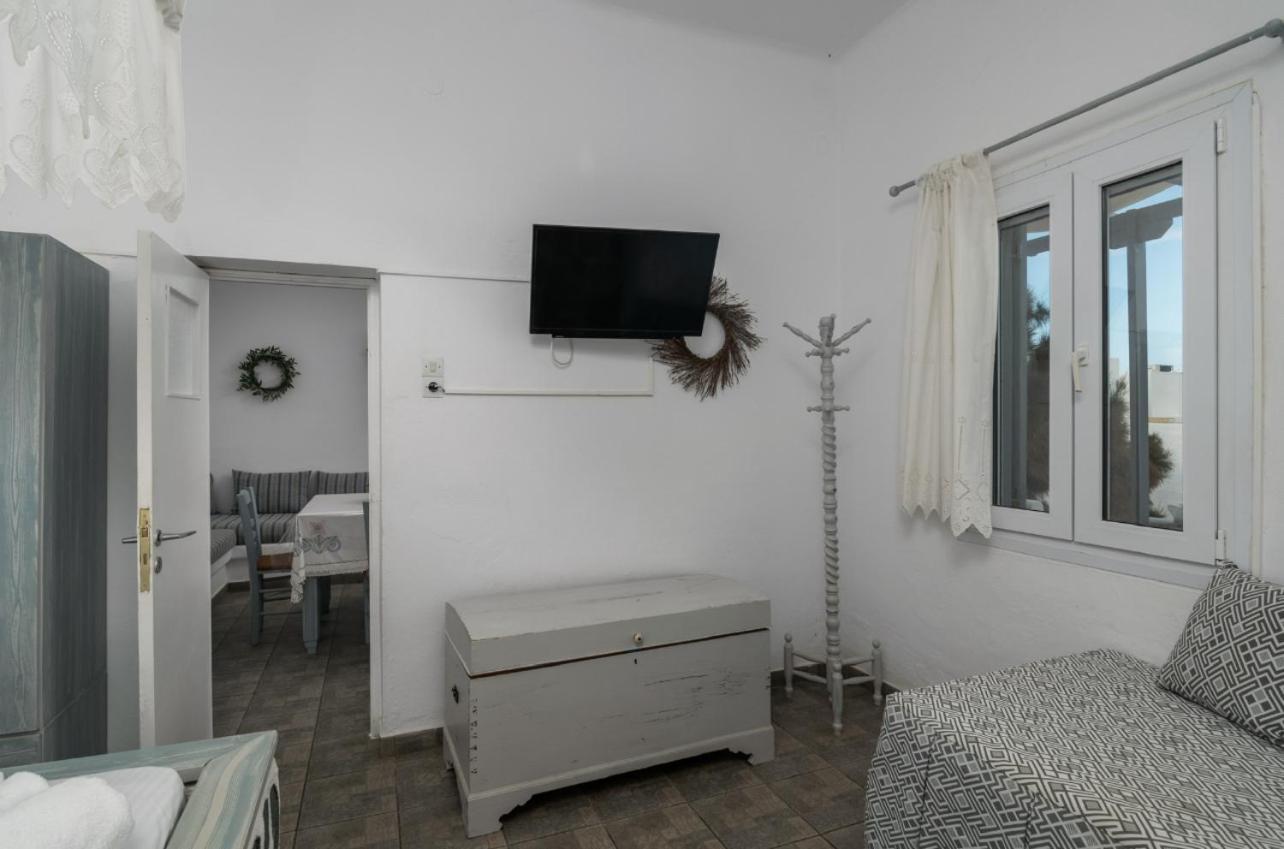 Mandrakia House Apartment Exterior photo